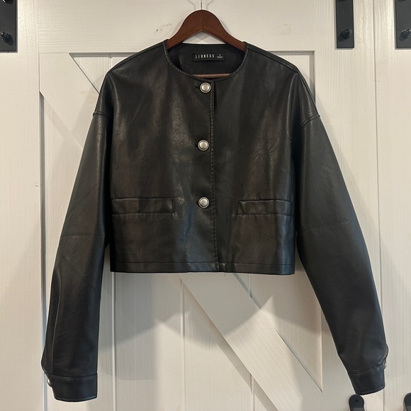 Lioness Coco Jacket in Onyx - Picture 5 of 8